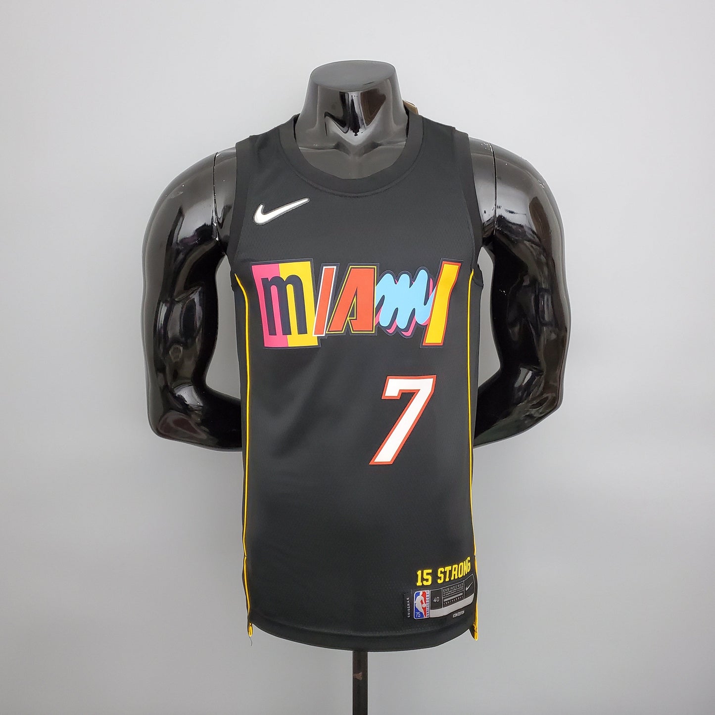 Miami Heat "City Edition" Negra