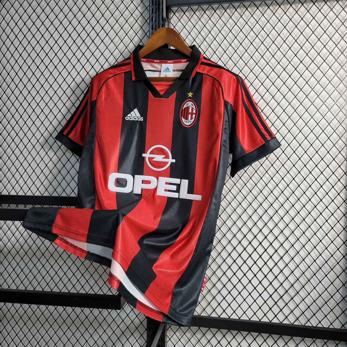 AC Milán Retro Local 1998/99 Versión Fan