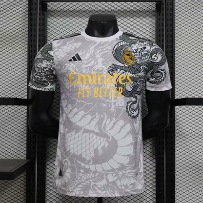 Real Madrid "Black Dragon" 2024/25 Versión Jugador