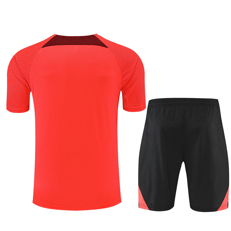 Liverpool Entrenamiento Kit Adulto Rojo 2022/23