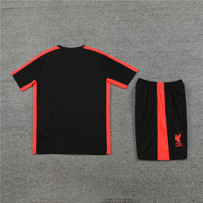 Liverpool Entrenamiento Kit Adulto Negro Rojo 2023/24