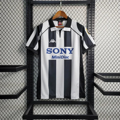 Juventus Retro Local 1997/98 Versión Fan