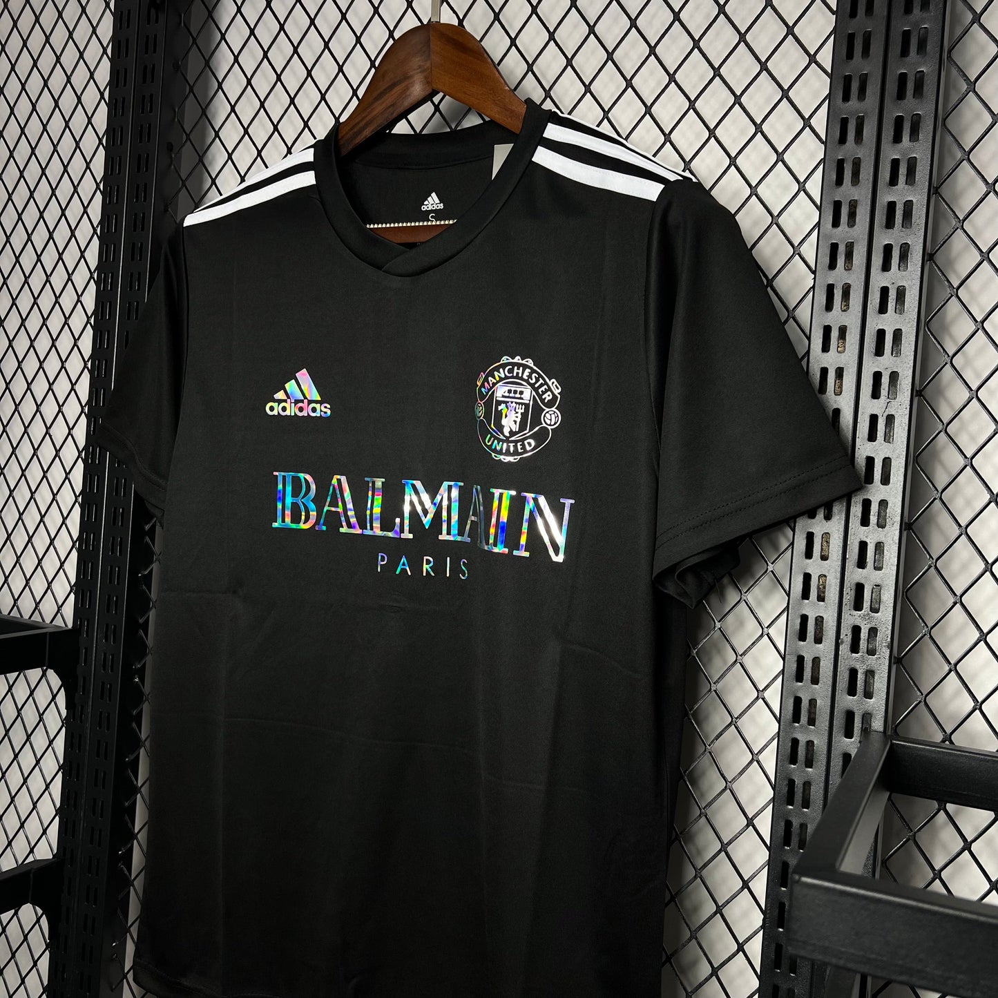 Manchester United "Balmain Version" 2024/25 Versión Fan