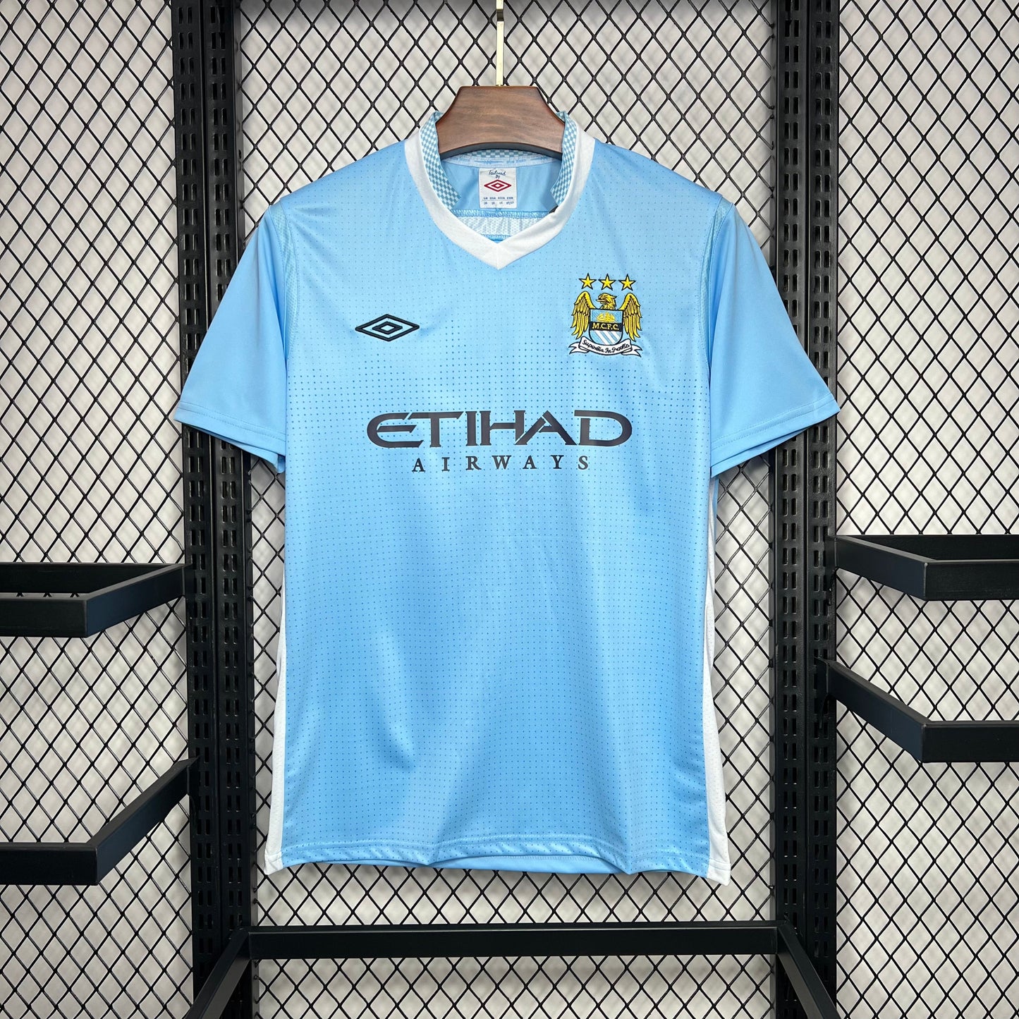 Manchester City Local Retro 2011/12 Versión Fan