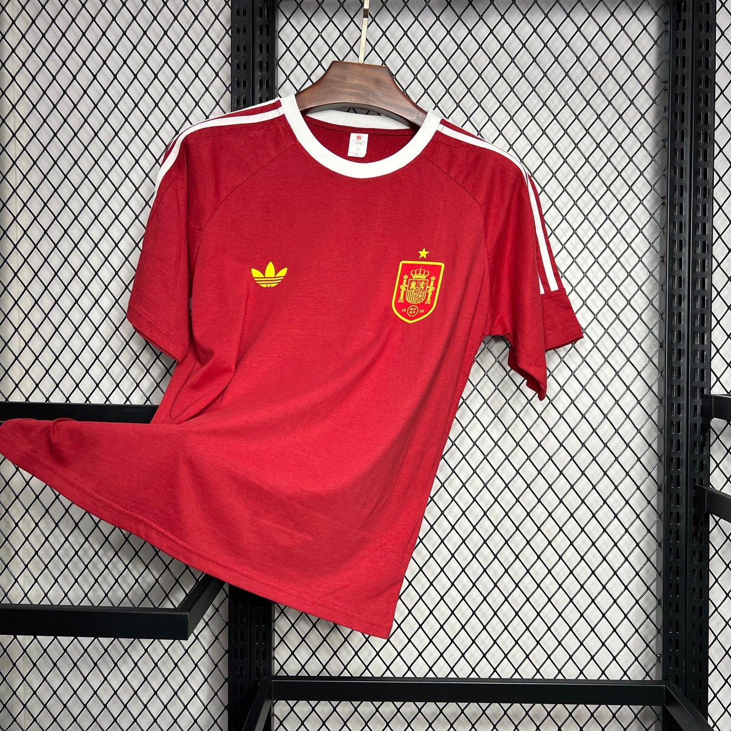 España Edición Especial Retro Roja 2024 Versión Fan