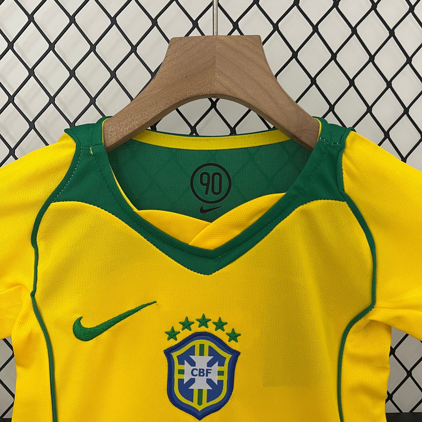 Brasil Retro Kit Niños Local 2004