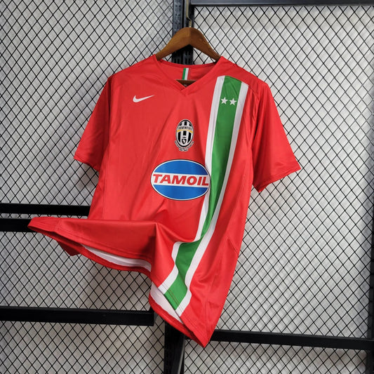 Juventus Retro Visita 2005/06 Versión Fan