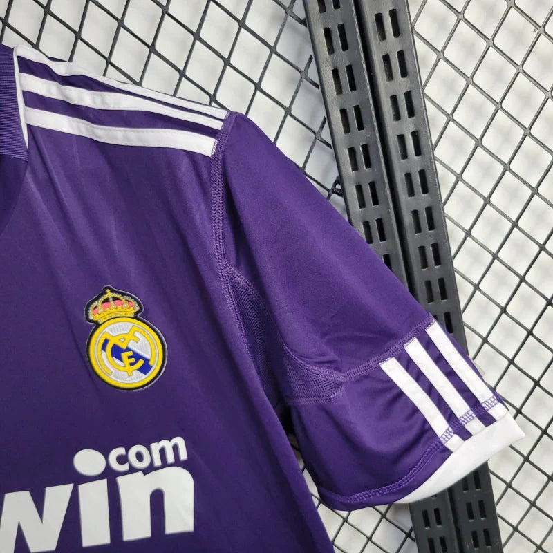 Real Madrid Tercera Retro 2010/11 Versión Fan