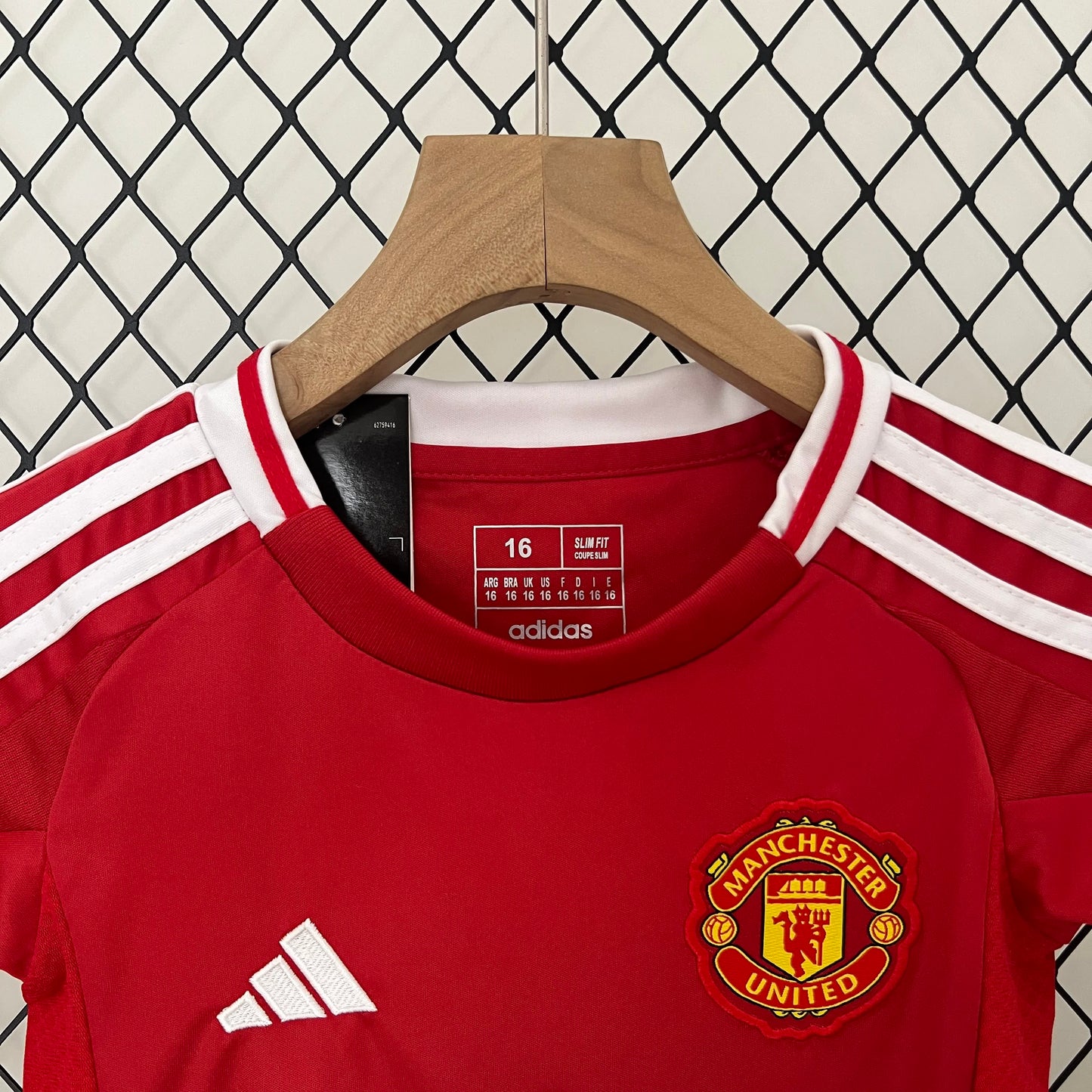 Manchester United Kit Niños Local 2024/25