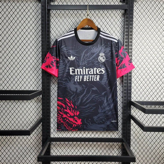 Real Madrid "Especial Dragon" 2024/25 Versión Fan