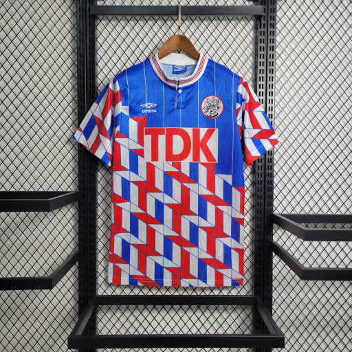 Ajax Visita Retro 1990 Versión Fan