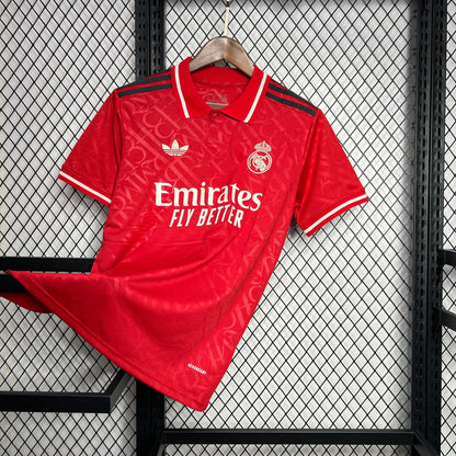 Real Madrid Roja 2024/25 Versión Fan