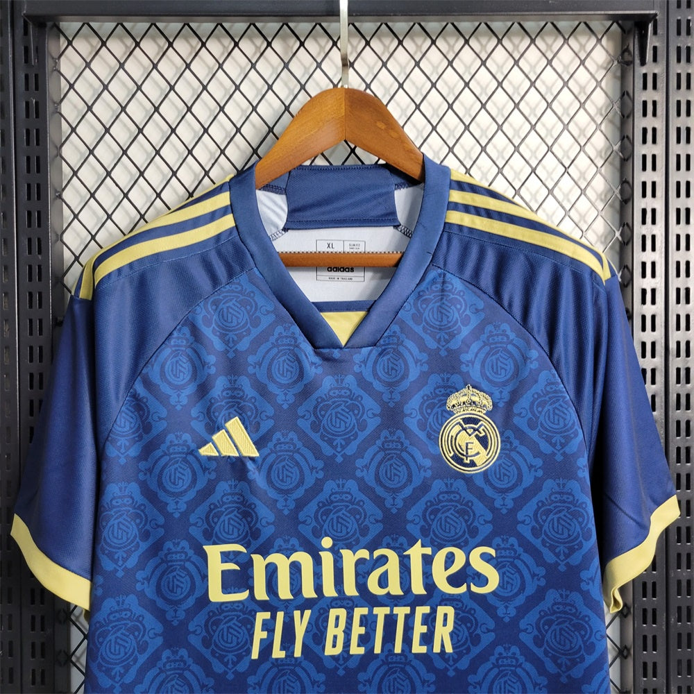 Real Madrid Edición Especial Azul 2023/24 Versión Fan