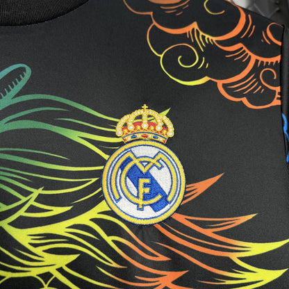 Real Madrid Edición Especial Dragón 2024/25 Versión Fan