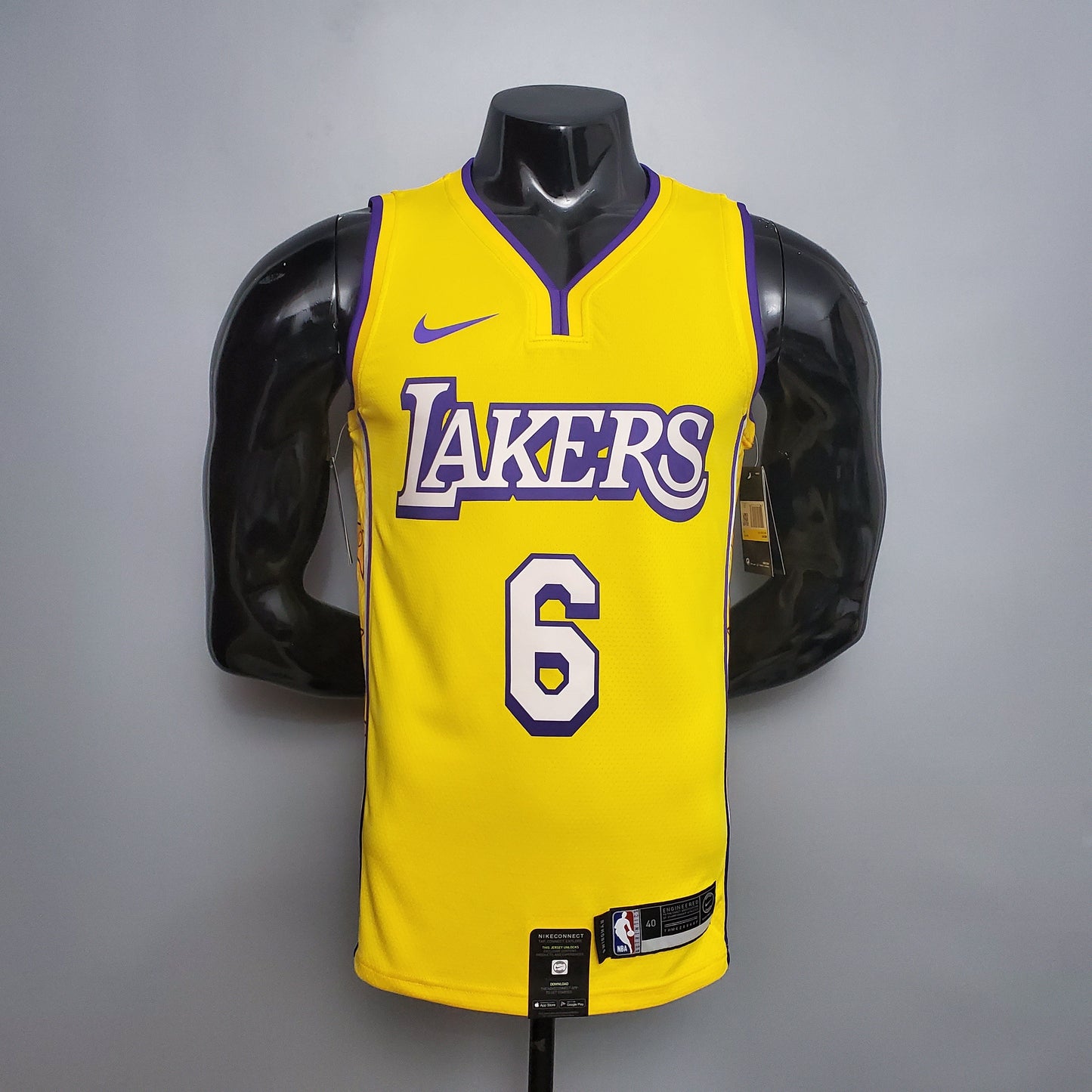 LA Lakers Amarilla Cuello en V Versión Fan