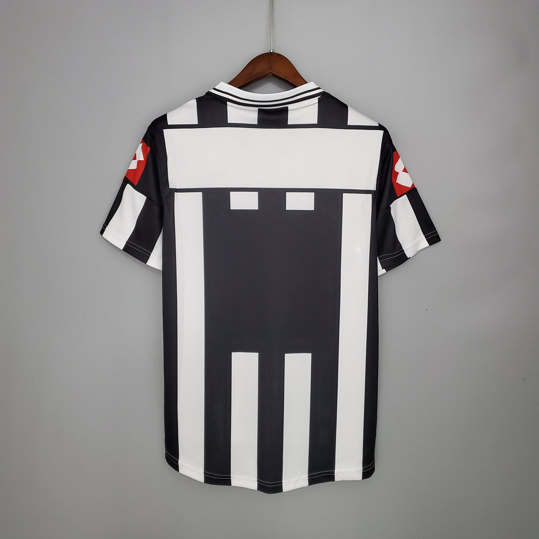 Juventus Retro 2001/02 Versión Fan