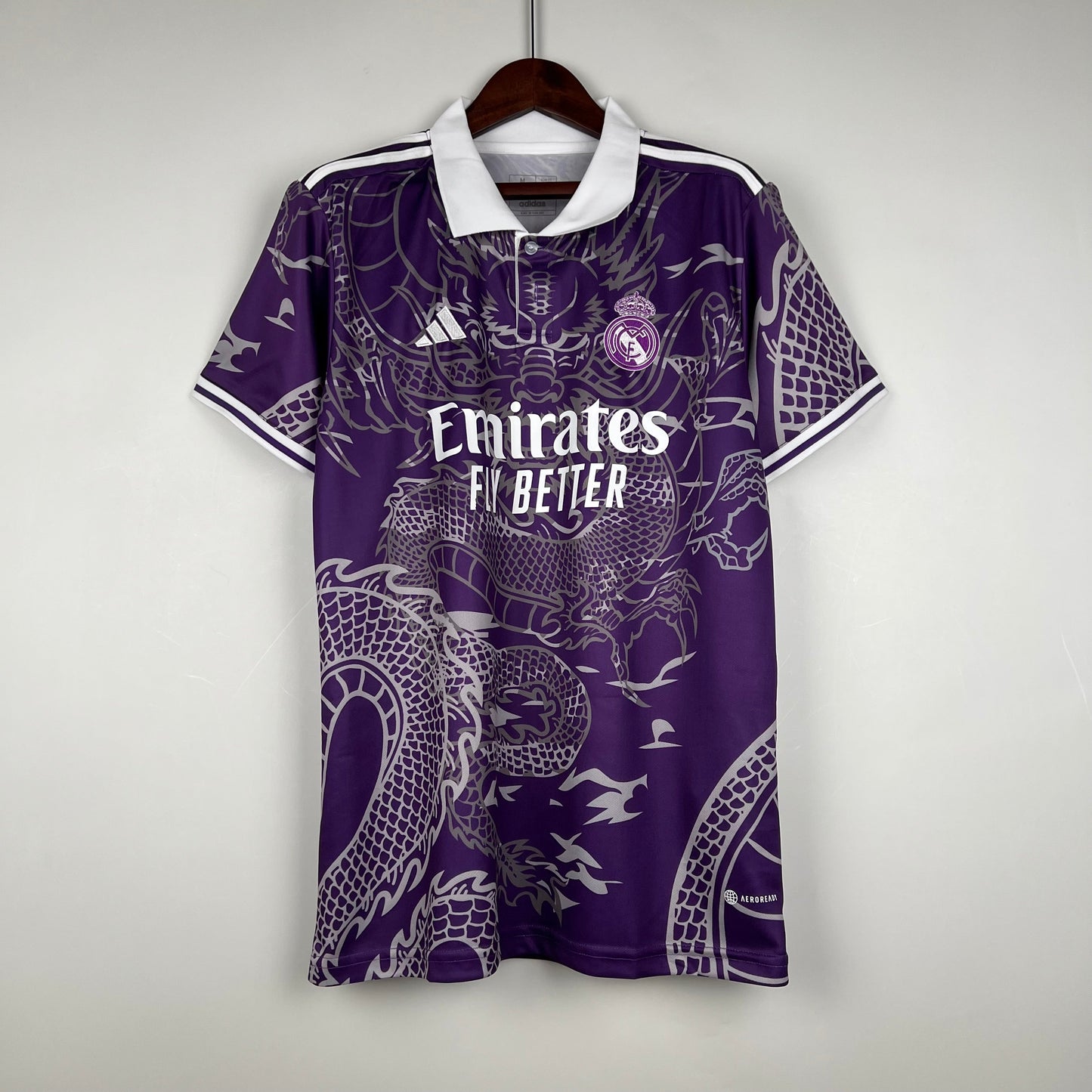 Real Madrid Edición Especial Dragón Morado 2023/24 Versión Fan