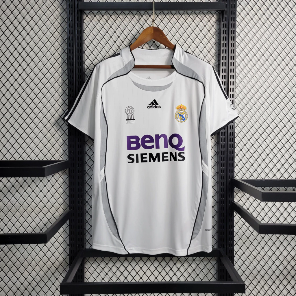 Real Madrid Local Retro 2006/07 Versión Fan