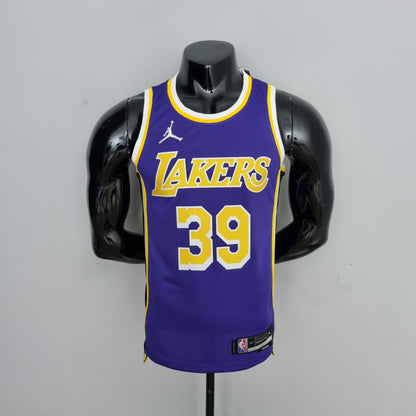 LA Lakers Clásica Morada Jordan 2022/23 Versión Fan