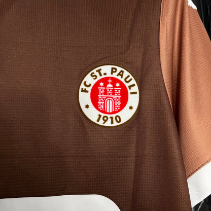 St Pauli Local 2024/25 Versión Fan