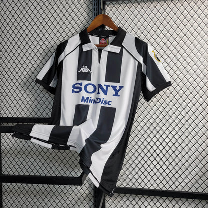 Juventus Retro Local 1997/98 Versión Fan