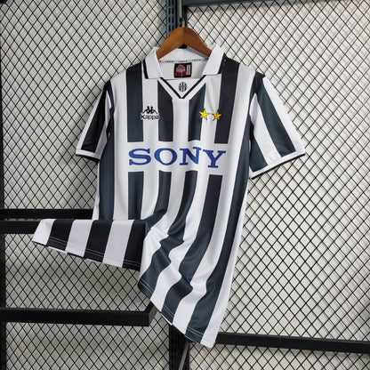 Juventus Retro 1995/97 Versión Fan