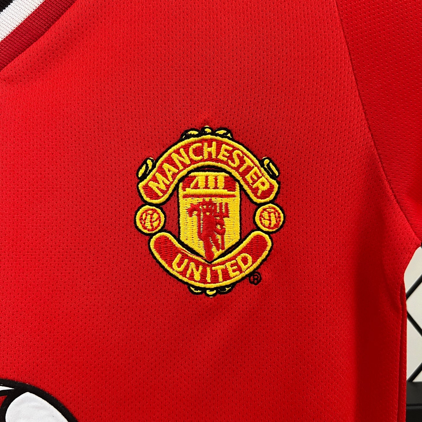 Manchester United Retro Kit Niños Local 2000/01