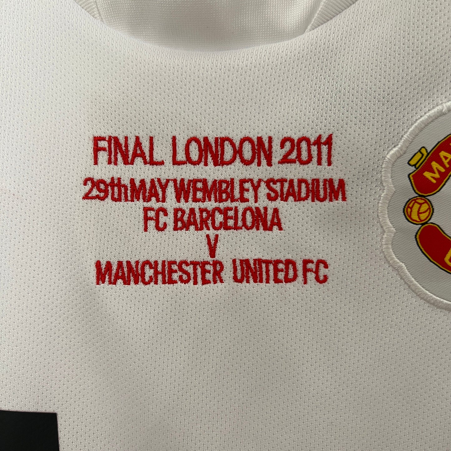 Manchester United Retro Kit Niños Visita 2010/11