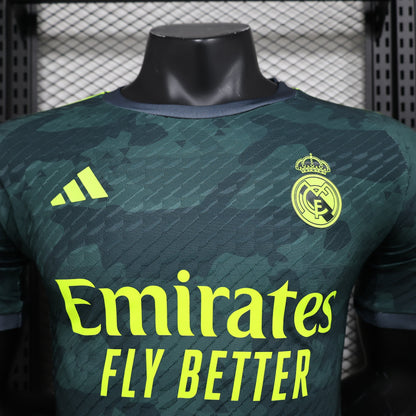 Real Madrid Edición Especial "Militar" 2024/25 Versión Jugador