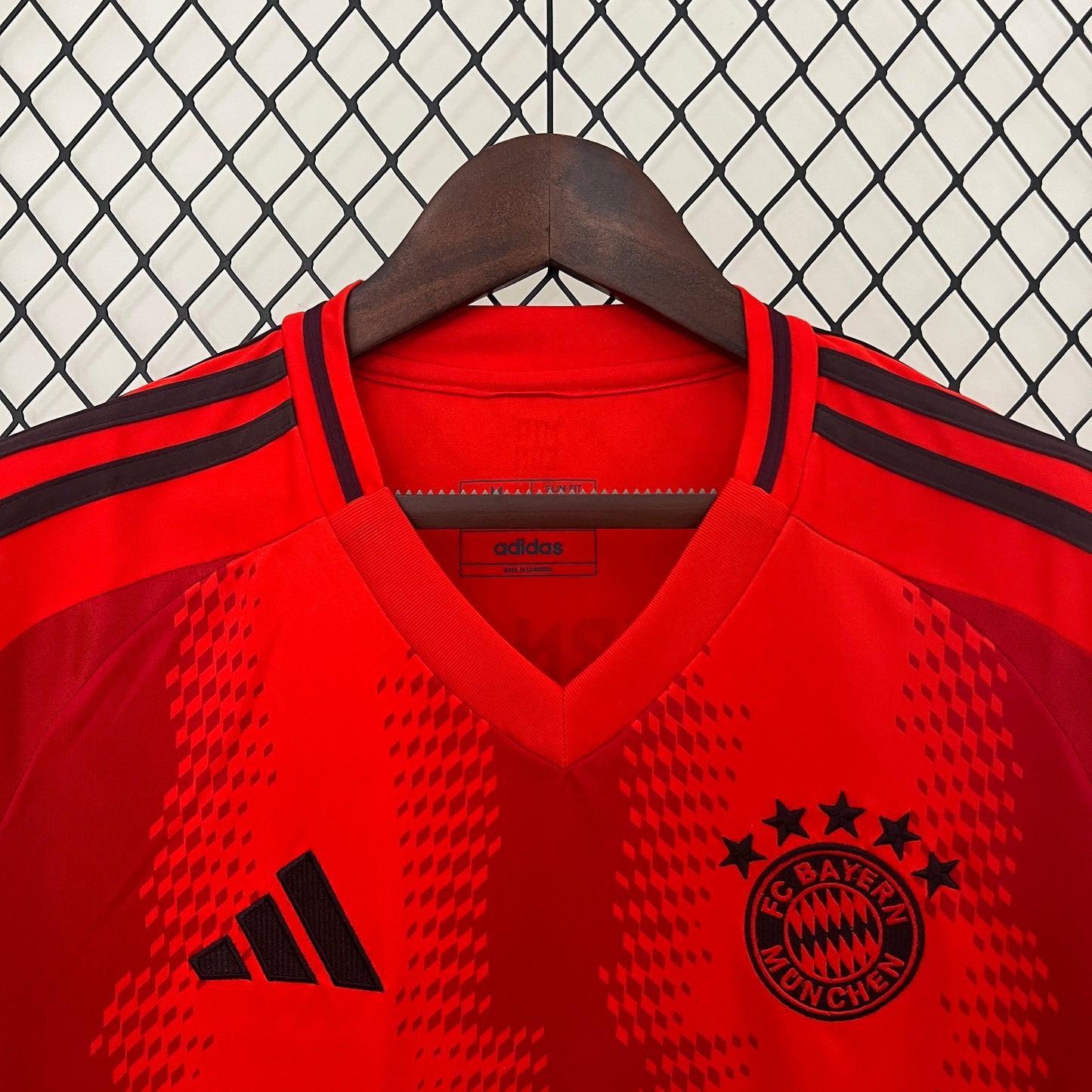 Bayern Munich Local 2024/25 Versión Fan