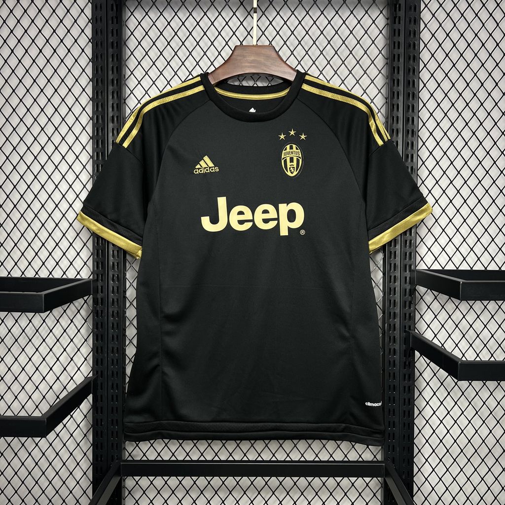 Juventus Tercera Retro 2015/16 Versión Fan