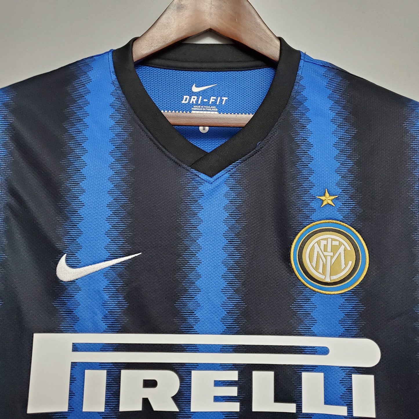 Inter de Milán Retro 2010/11 Versión Fan