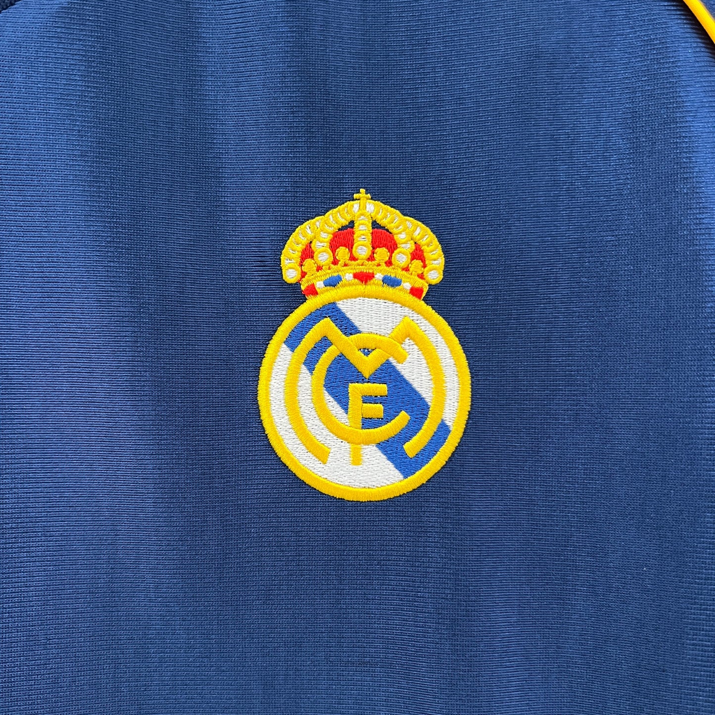 Real Madrid Tercera Retro 1998/00 Versión Fan