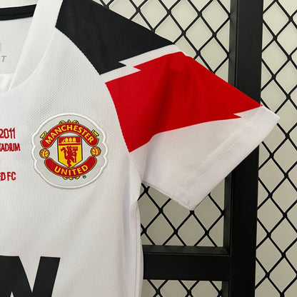 Manchester United Retro Kit Niños Visita 2010/11