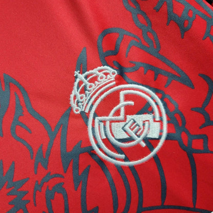 Real Madrid "Especial Dragon Rojo" 2024/25 Versión Fan