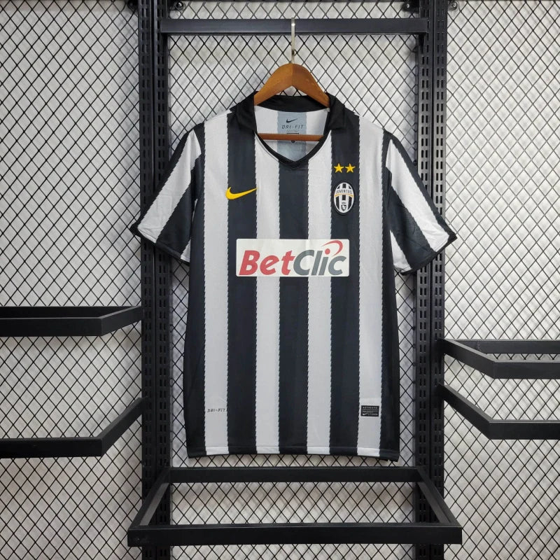 Juventus Local Retro 2010/11 Versión Fan