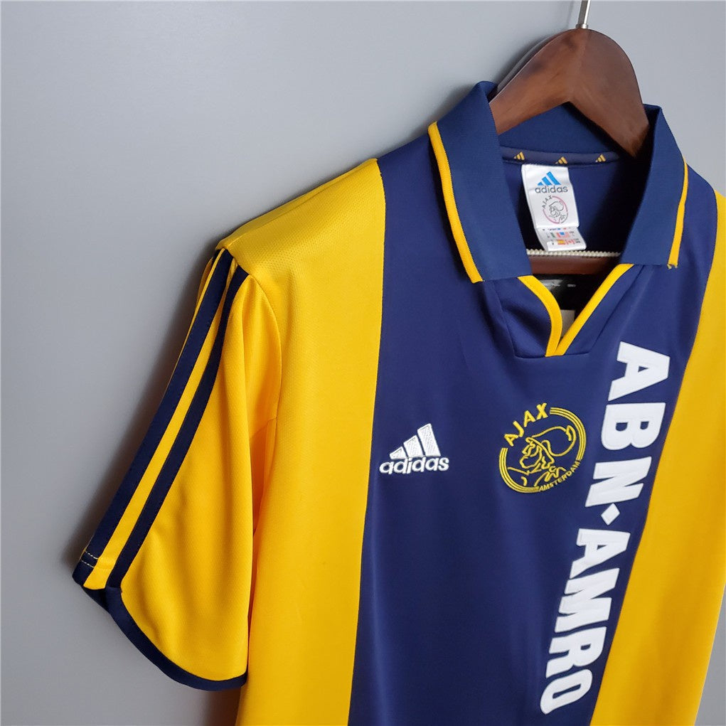 Ajax Visita Retro 2000/01 Versión Fan