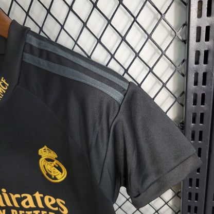 Real Madrid Kit Niños Cuarta 2023/24