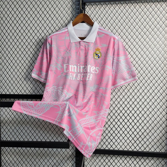 Real Madrid 2024/25 Dragón Rosado Versión Fan