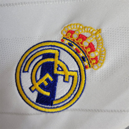 Real Madrid Local Retro 2017/18 Versión Fan